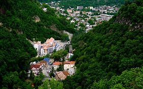 Borjomi Classic Hotel